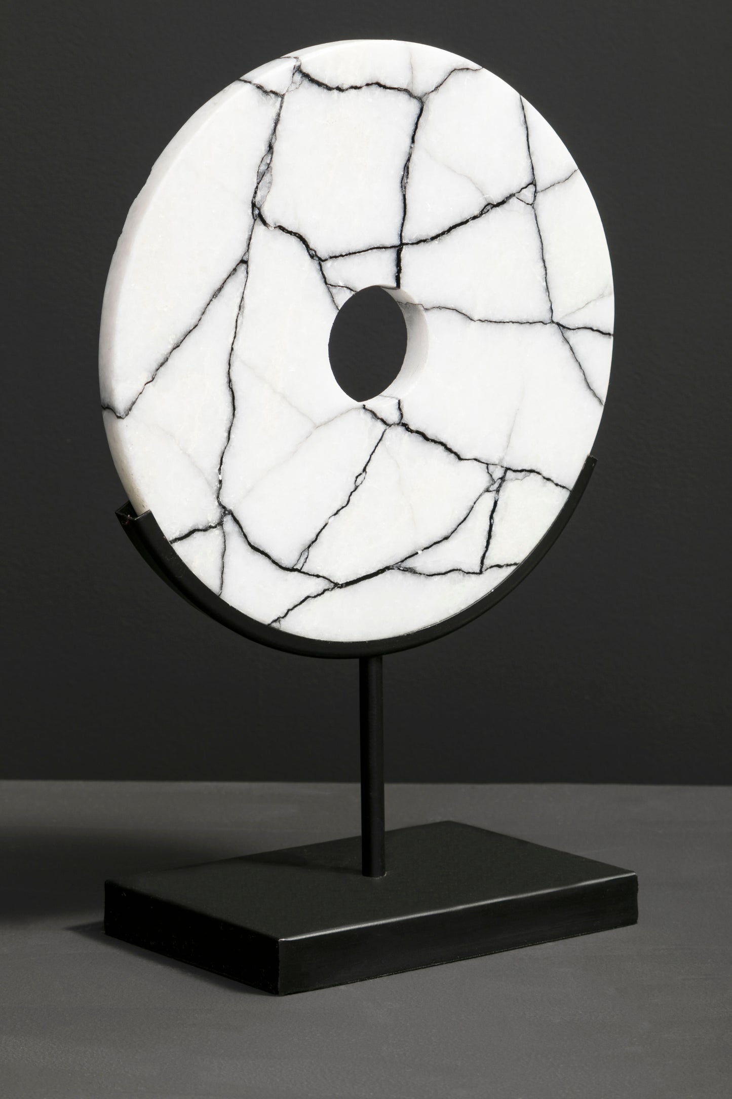 Stunning Circular Black and White Marble Sculpture