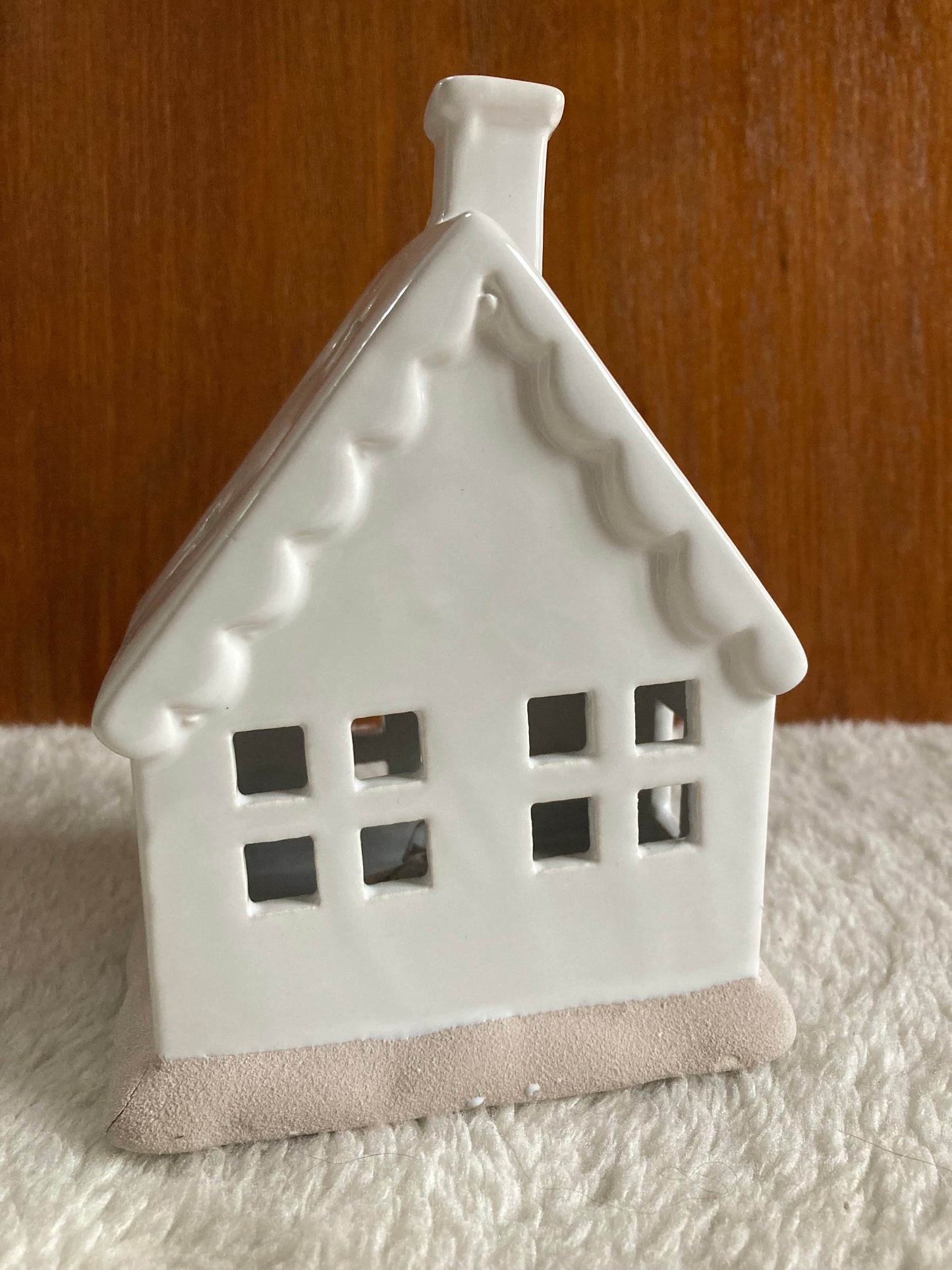 Ceramic LED House 15cm