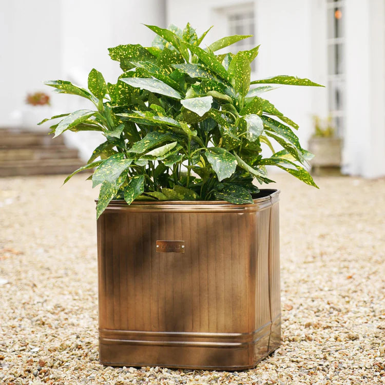 Outdoor Kingham Copper Square Metal Planter - Kristia Rose Collections