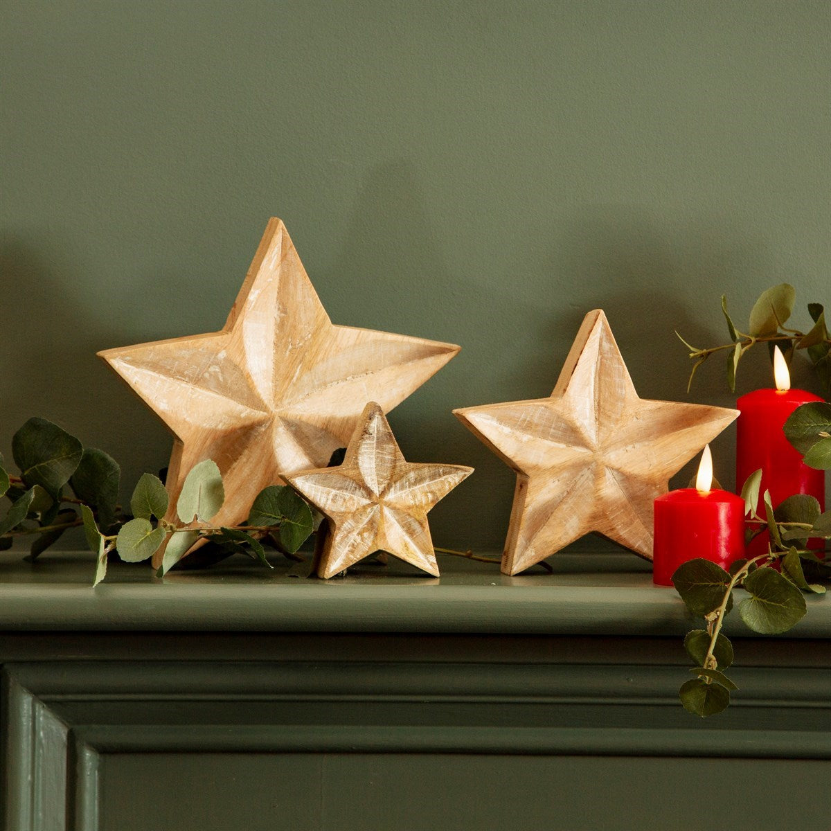 Mango Wood Medium White Washed Star Decoration