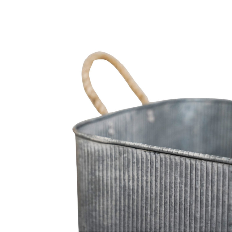 Country Style Metal Ribbed Square Planter Set