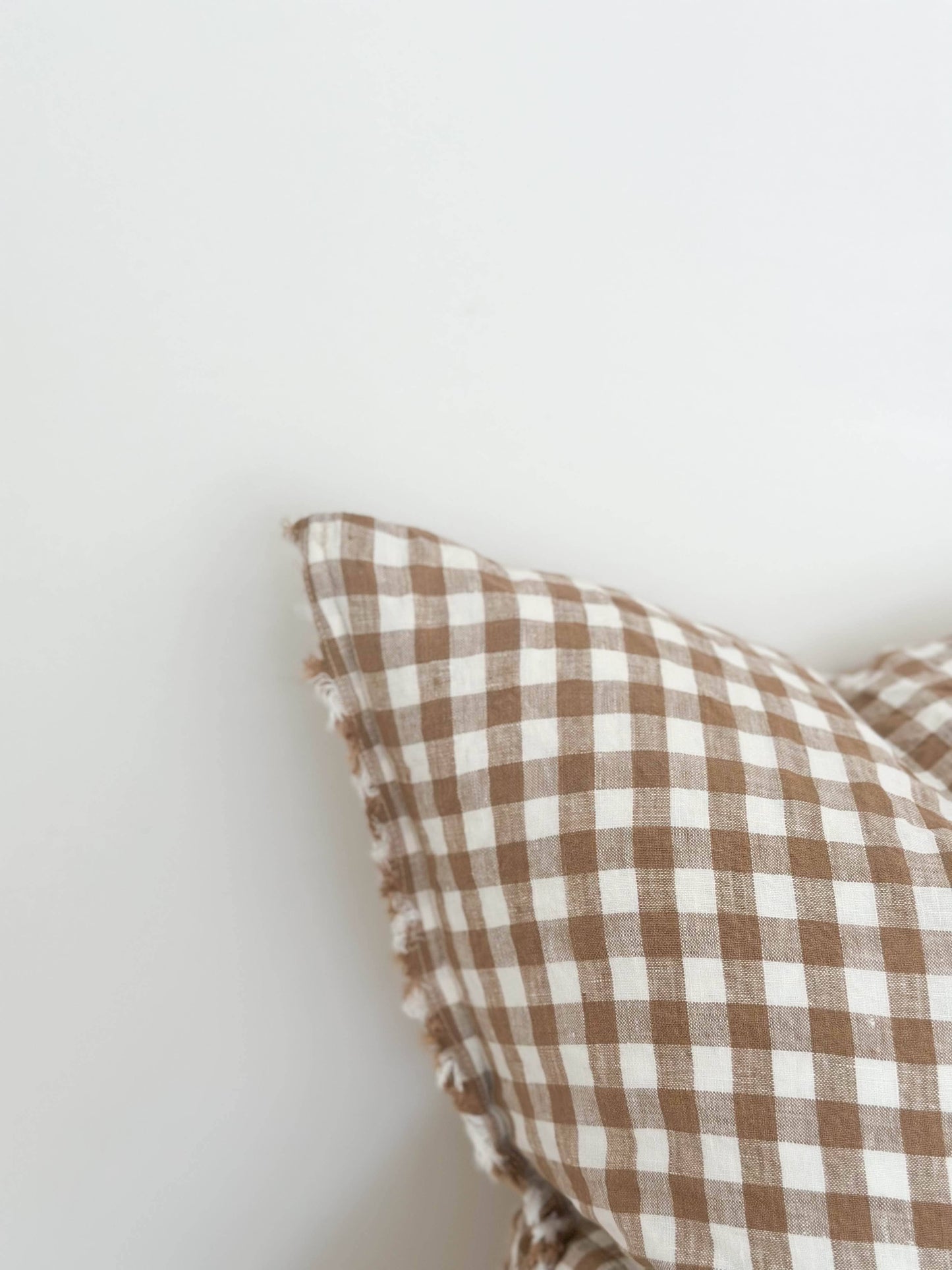 Linen 45×45 – Frayed Edge Brown Gingham - Kristia Rose Collections