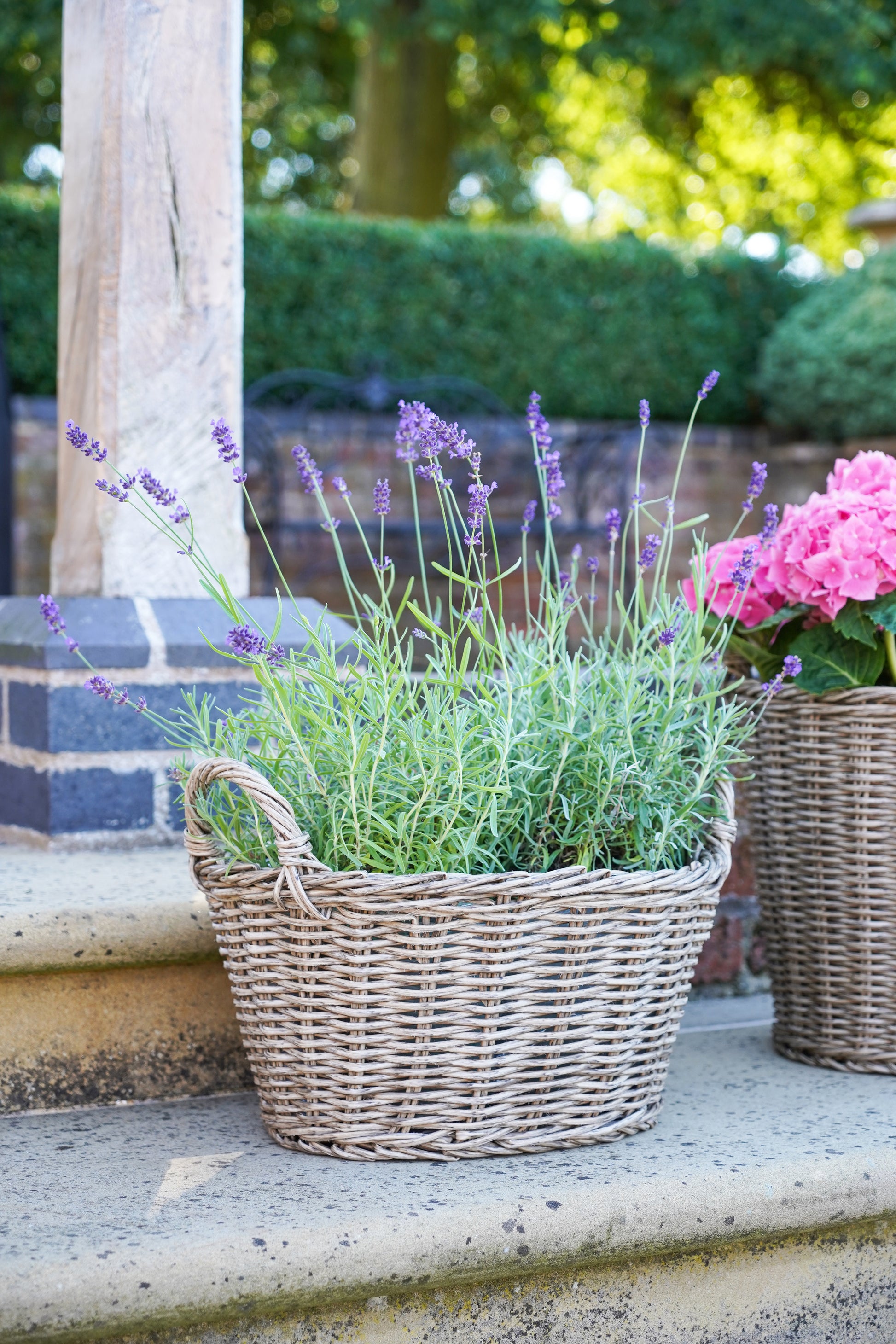 Polyrattan Natural Lined Basket Planter (Large) - Kristia Rose Collections