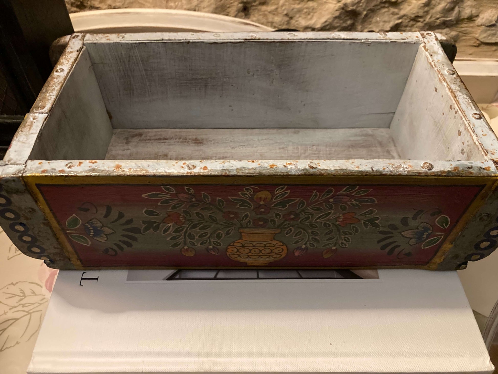 Hand Painted Vintage Brick Mould - Kristia Rose Collections