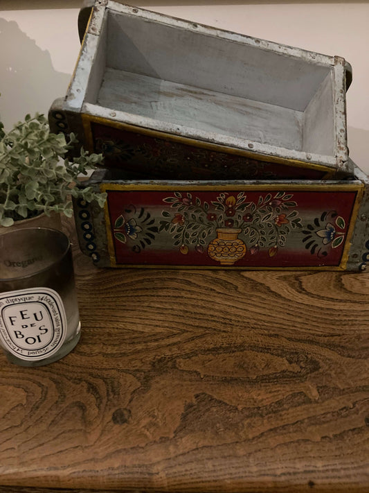 Hand Painted Vintage Brick Mould - Kristia Rose Collections