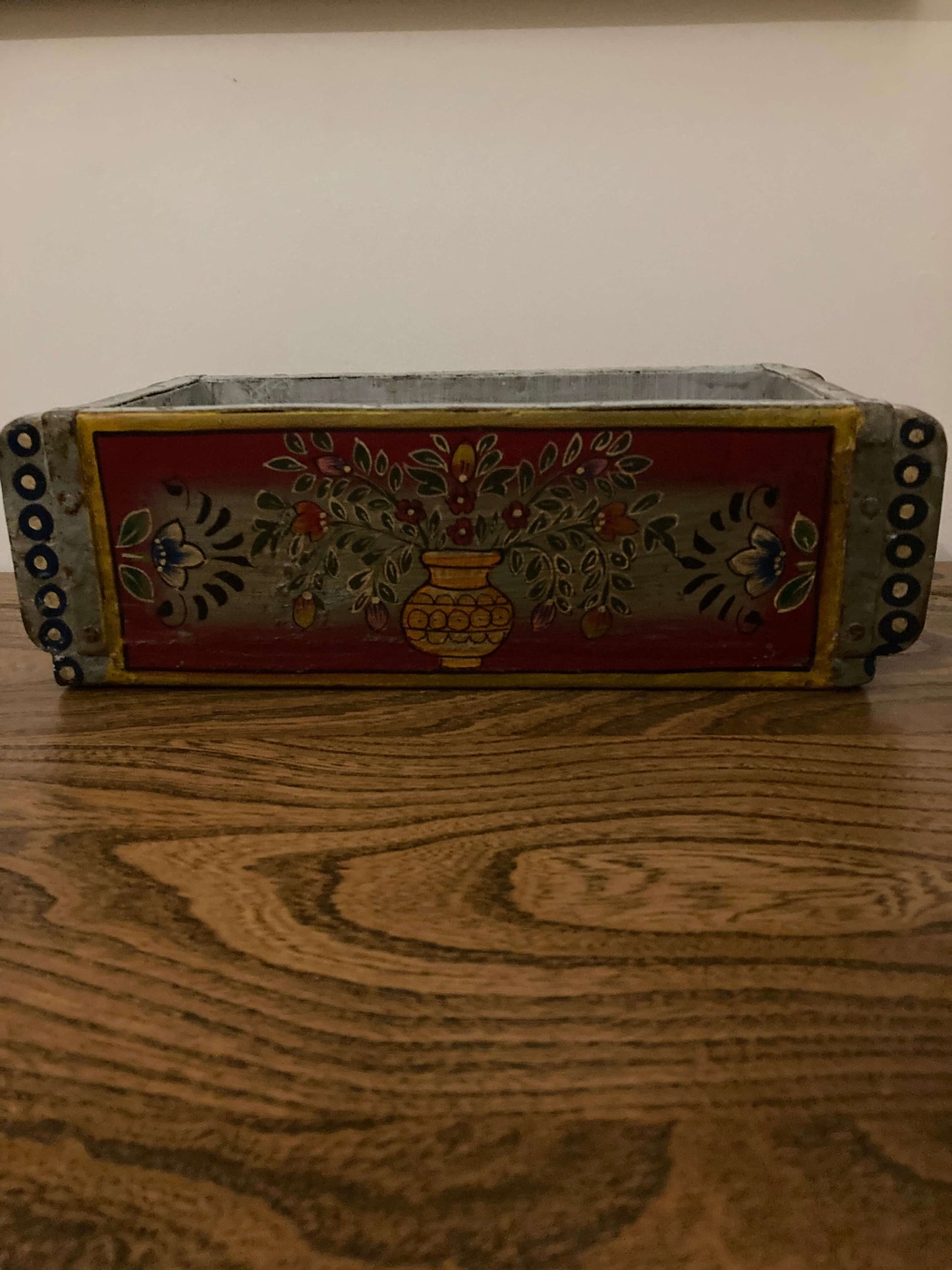 Hand Painted Vintage Brick Mould - Kristia Rose Collections