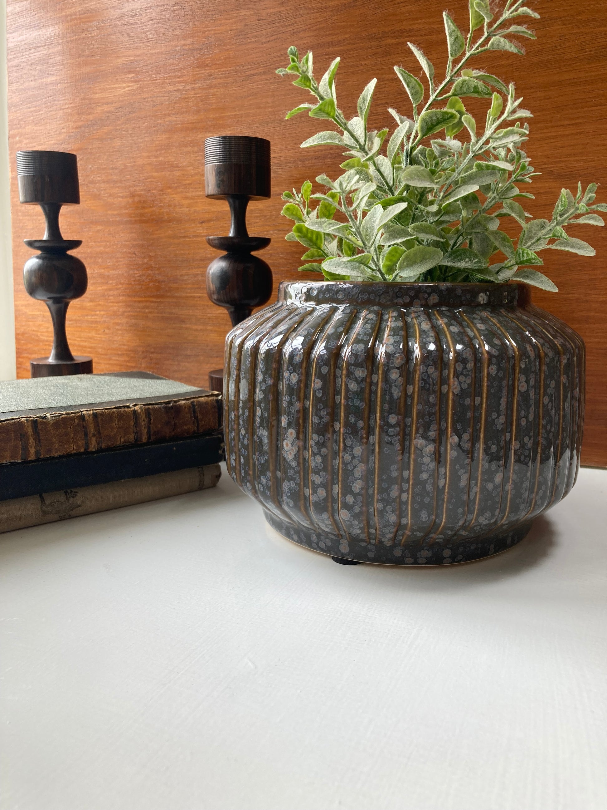 Grey Stripe Speckled Glossy Pot - Kristia Rose Collections