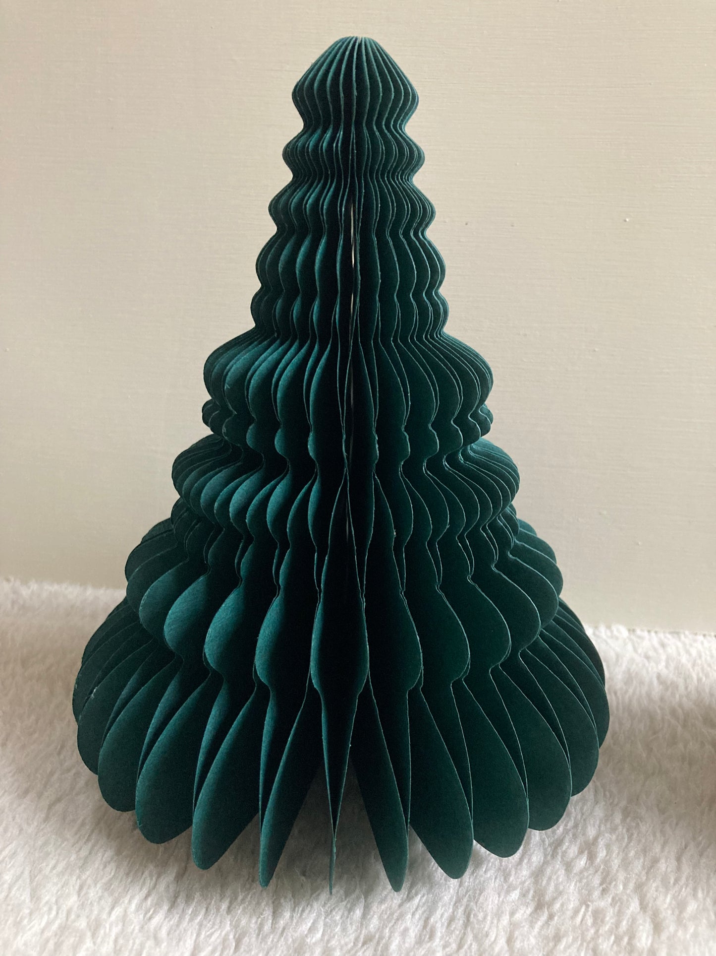 Set of 2 Honeycomb Green Paper Standing Trees