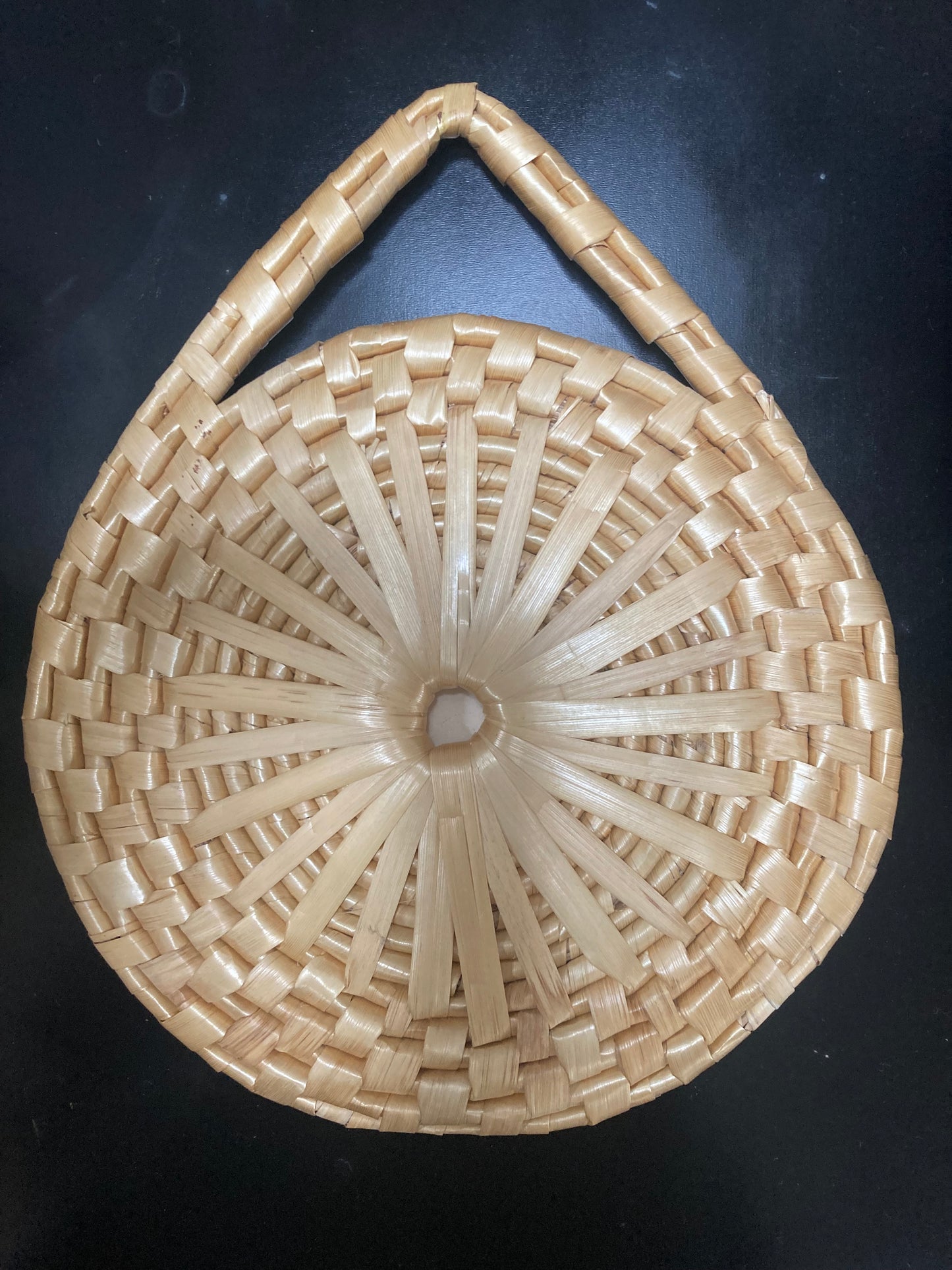 Vintage Decorative Round Tulip Tile on Rattan, Wall Art - Kristia Rose Collections