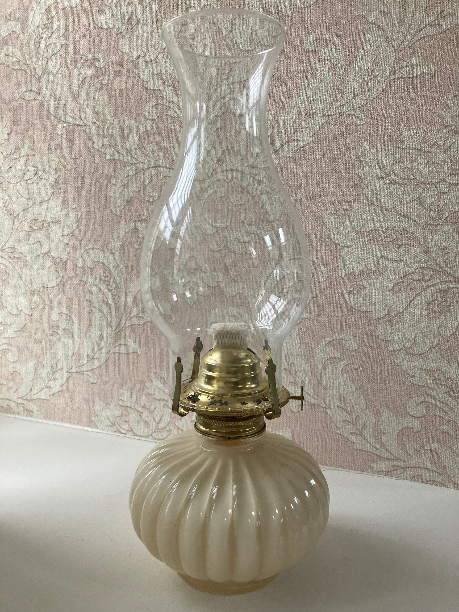 Vintage Cream Glass, Lamplight Farms Oil Lamp - Kristia Rose Collections