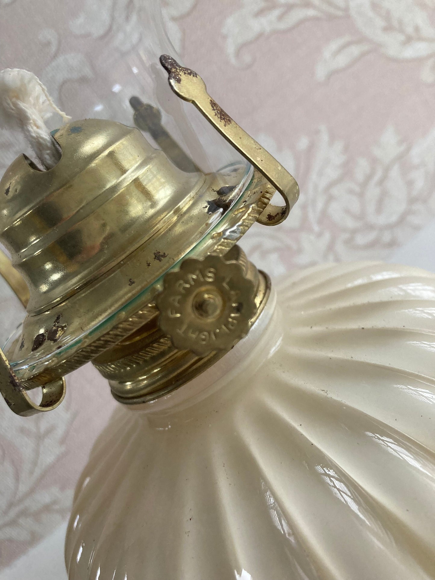 Vintage Cream Glass, Lamplight Farms Oil Lamp - Kristia Rose Collections