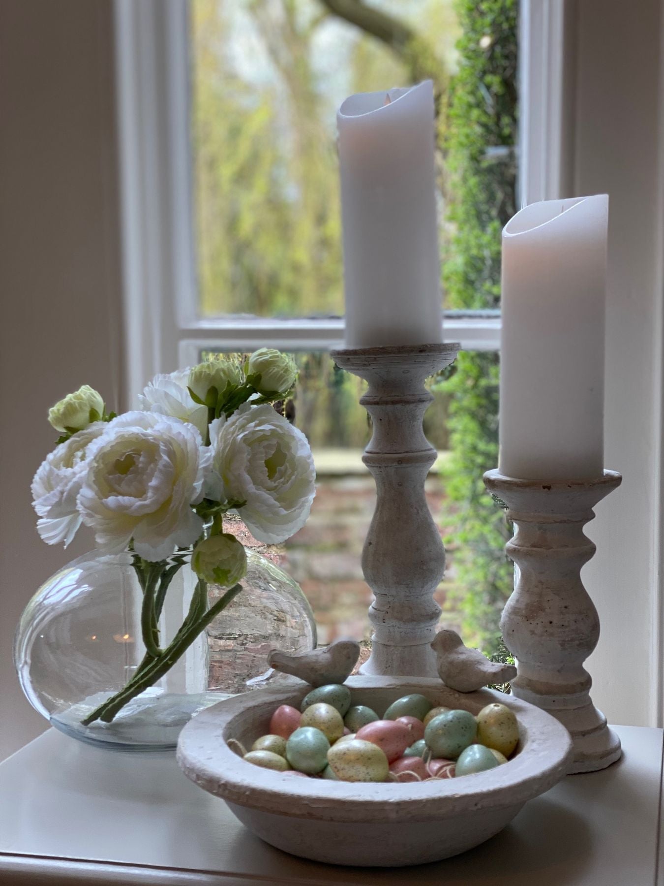 Stone Effect Bird Bath Indoor - Kristia Rose Collections